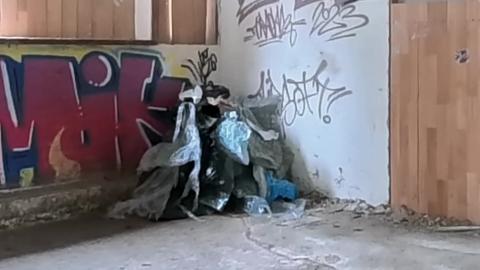 Szemétzsák-ghillie az új rejtőzködő szint.