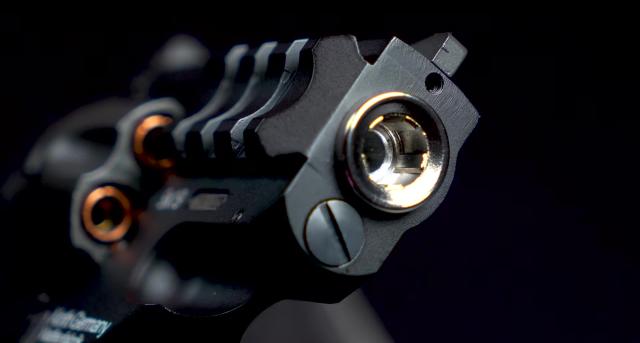 Az RWA és ARES közösen hozta el az airsoft világ első 9 mm-es töltényűrítős revolverét