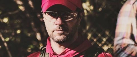 Gubesz fegyver festő airsoft cuccban