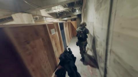 A realisztikus airsoft "játék" akció közben
