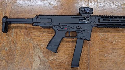 Raptor SR2M: az orosz MP7-riválisnak szánt GBB, ami most landolt itt